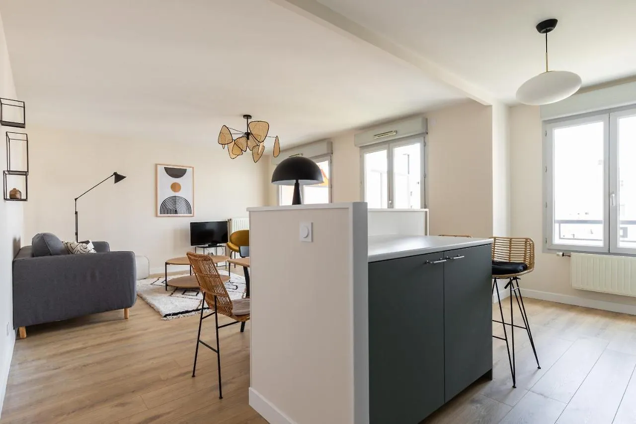 Apartment Dify Republique - Villeurbanne France